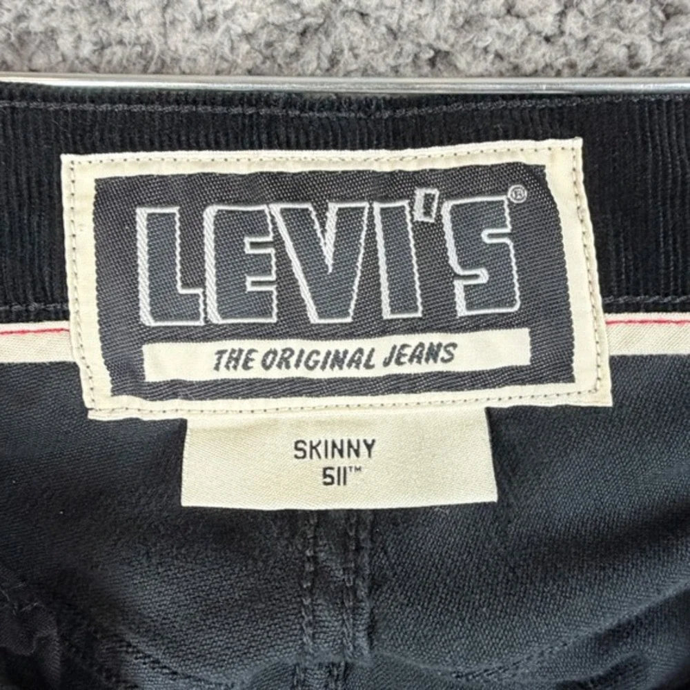 Levi's 511 Men's W30 L32 Skinny Corduroy Pants Black Cord Trousers Casual Modern